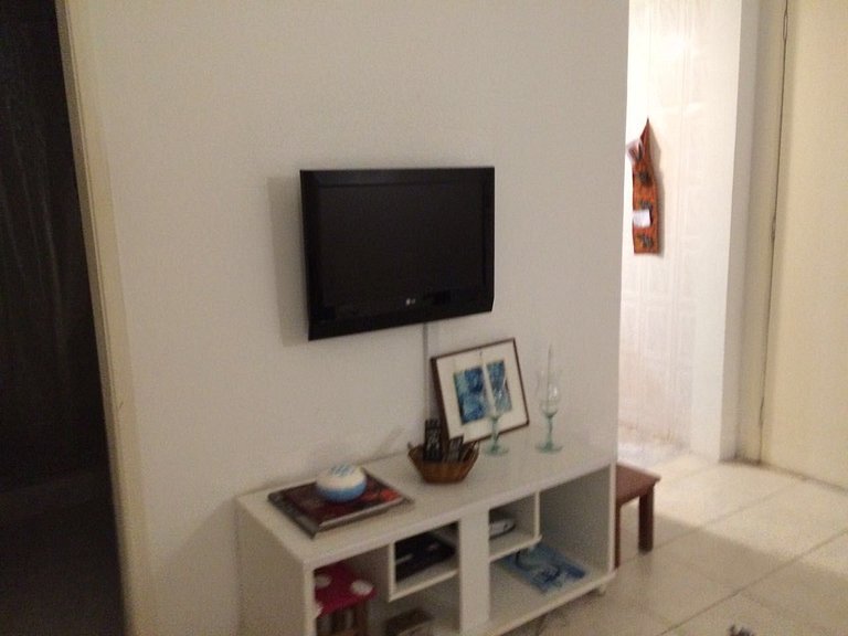 Quarto e sala em Copanema