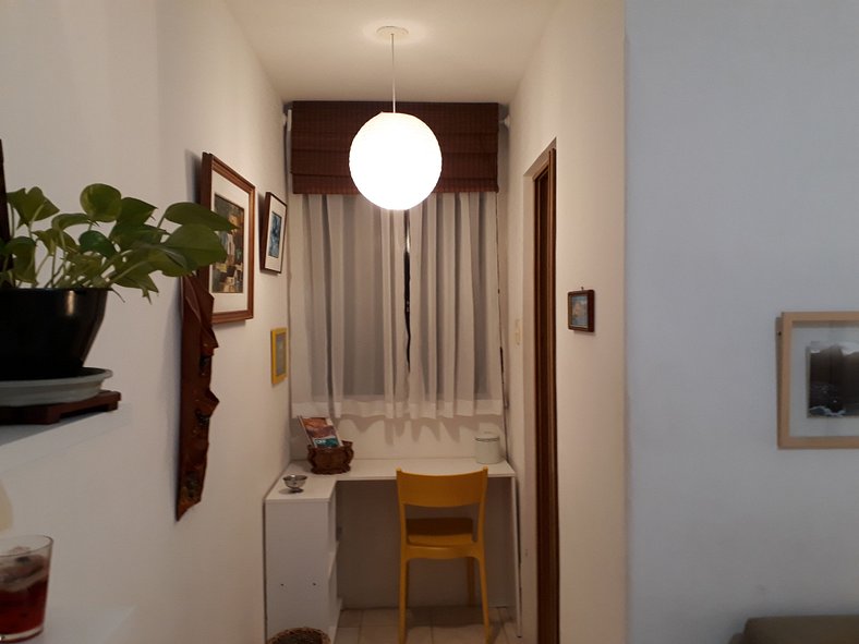 Quarto e sala em Copanema